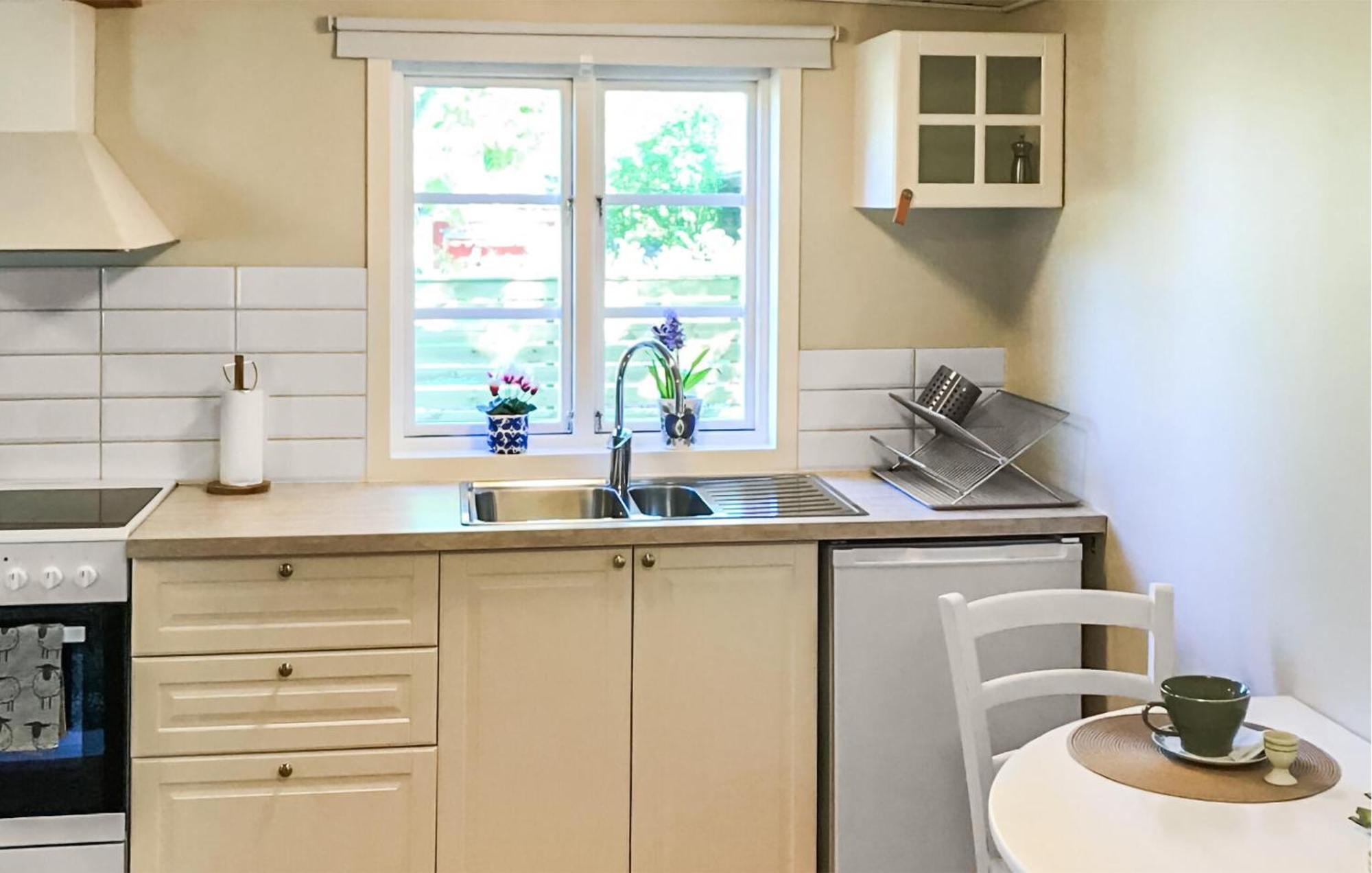 Amazing Home In Faerjestaden With Kitchen Eksteriør bilde